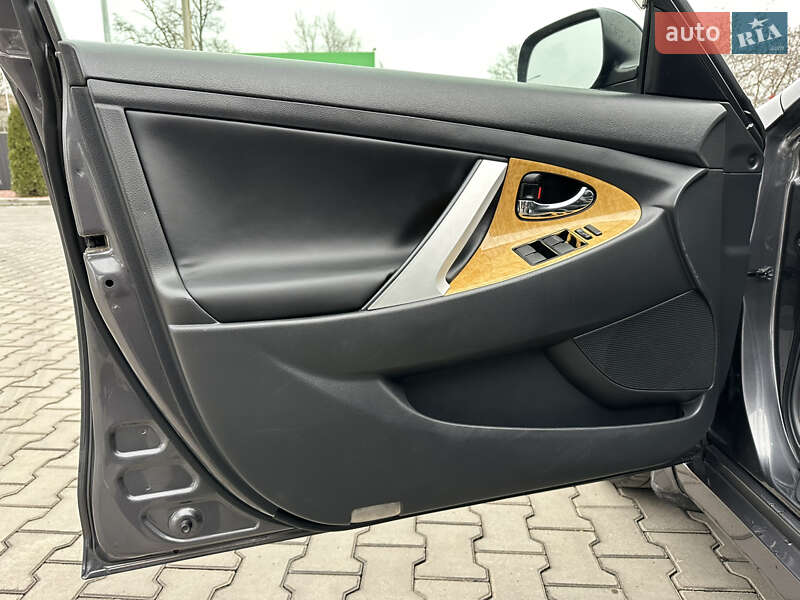 Седан Toyota Camry 2007 в Одесі