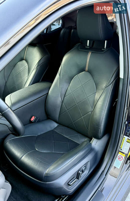 Седан Toyota Camry 2019 в Києві фото 10 Седан Toyota Camry 2019 в Києві