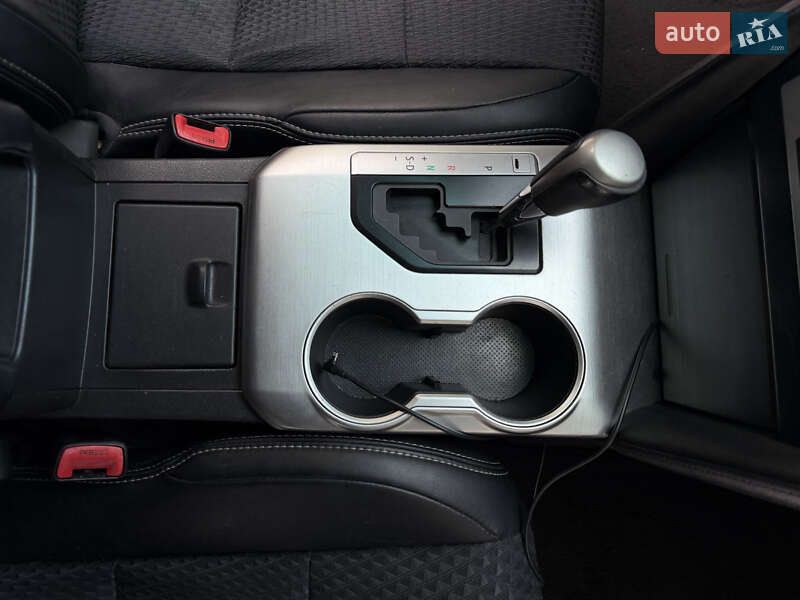 Седан Toyota Camry 2014 в Житомирі