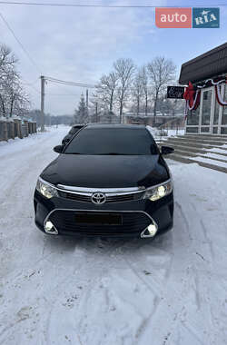 Седан Toyota Camry 2014 в Виннице