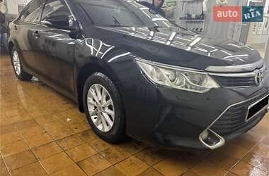 Седан Toyota Camry 2015 в Києві