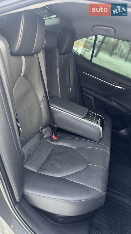 Седан Toyota Camry 2022 в Дніпрі фото 21 Седан Toyota Camry 2022 в Дніпрі