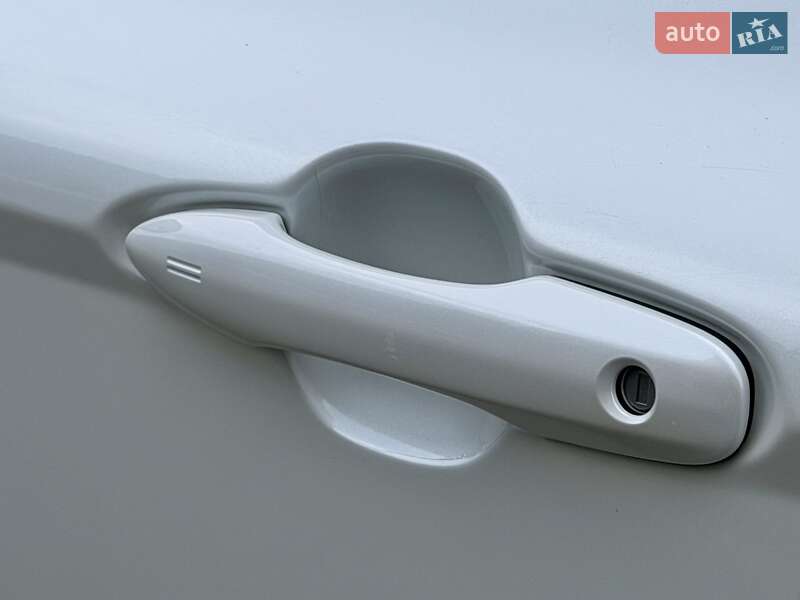 Седан Toyota Camry 2020 в Одессе