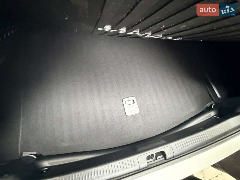 Седан Toyota Camry 2020 в Одессе