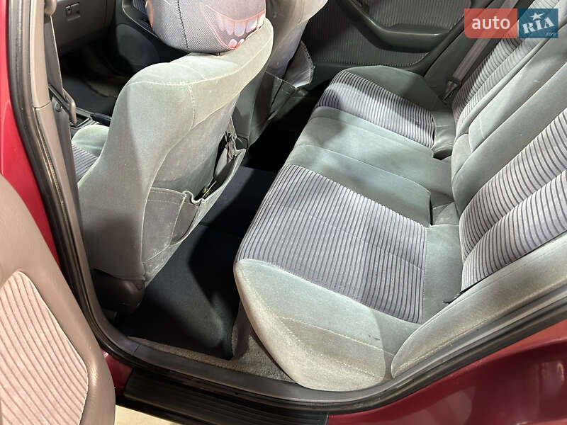 Седан Toyota Camry 1993 в Черноморске