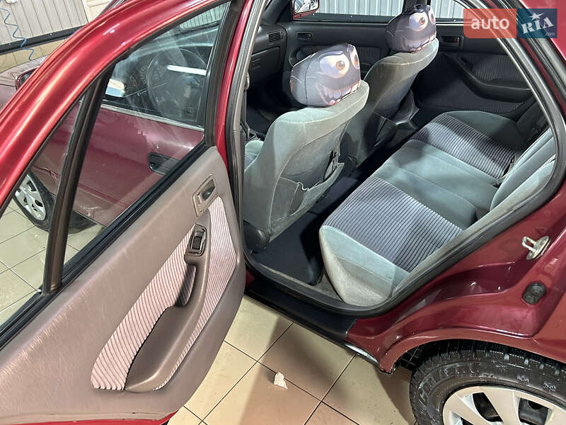 Седан Toyota Camry 1993 в Черноморске