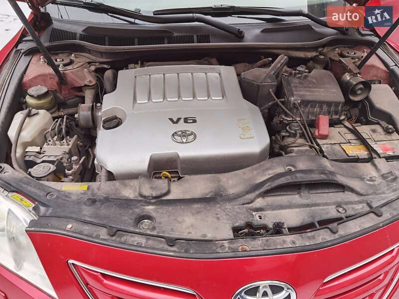 Седан Toyota Camry 2008 в Києві