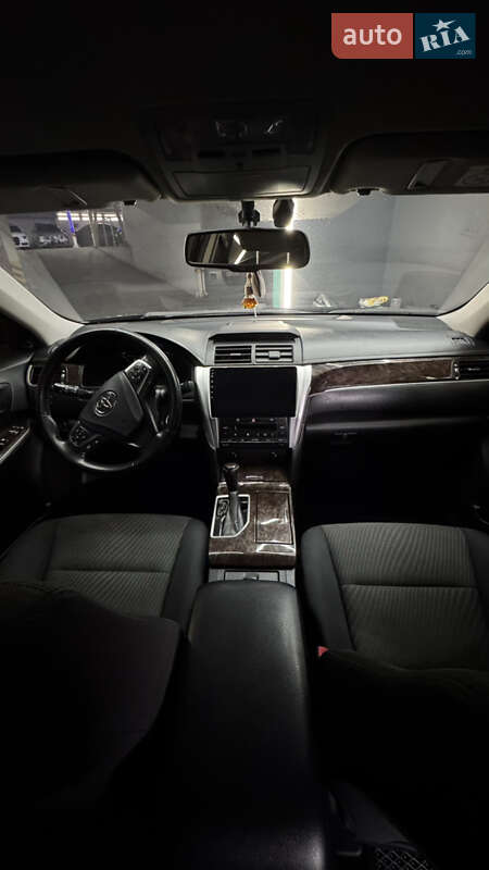 Седан Toyota Camry 2017 в Подольске