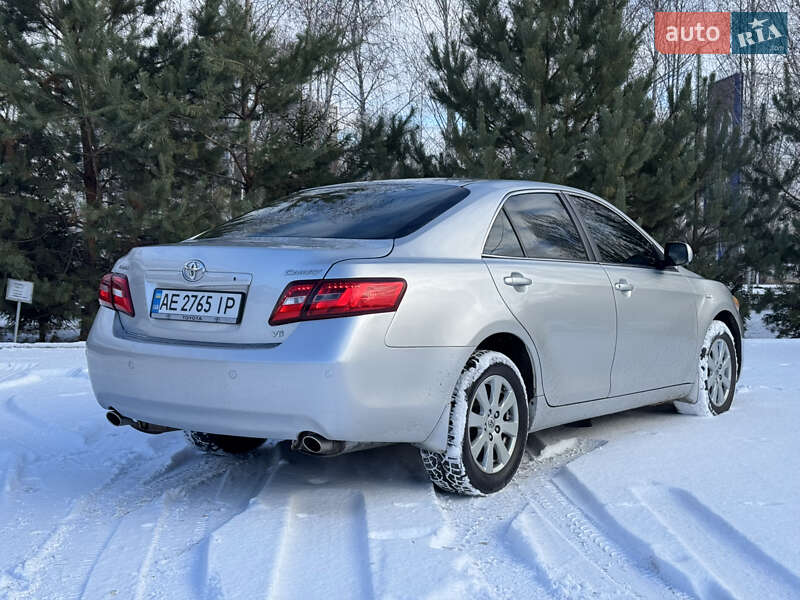 Седан Toyota Camry 2007 в Киеве