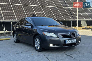 Седан Toyota Camry 2008 в Чернівцях