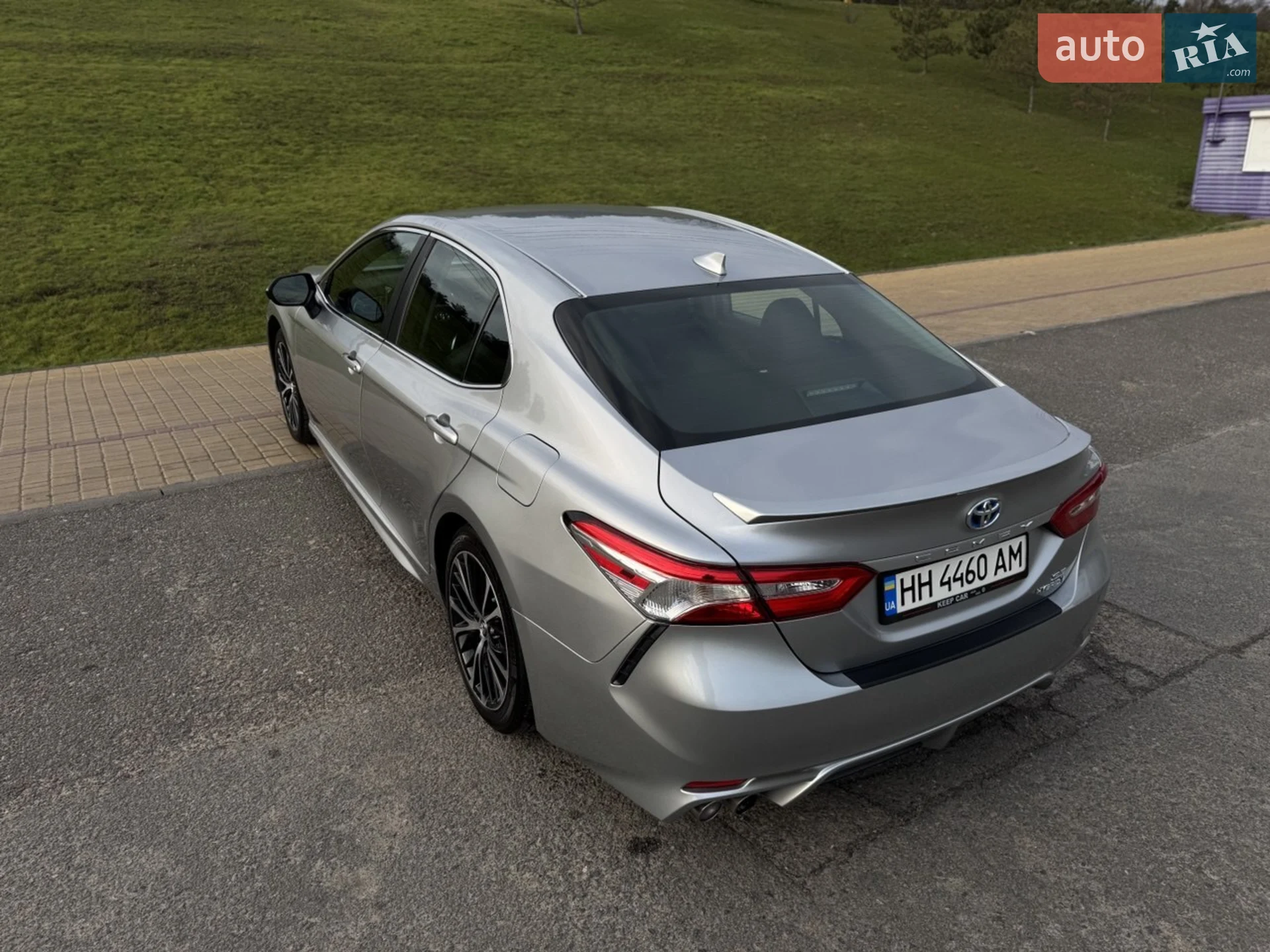 2020 Toyota Camry - мініатюра 10