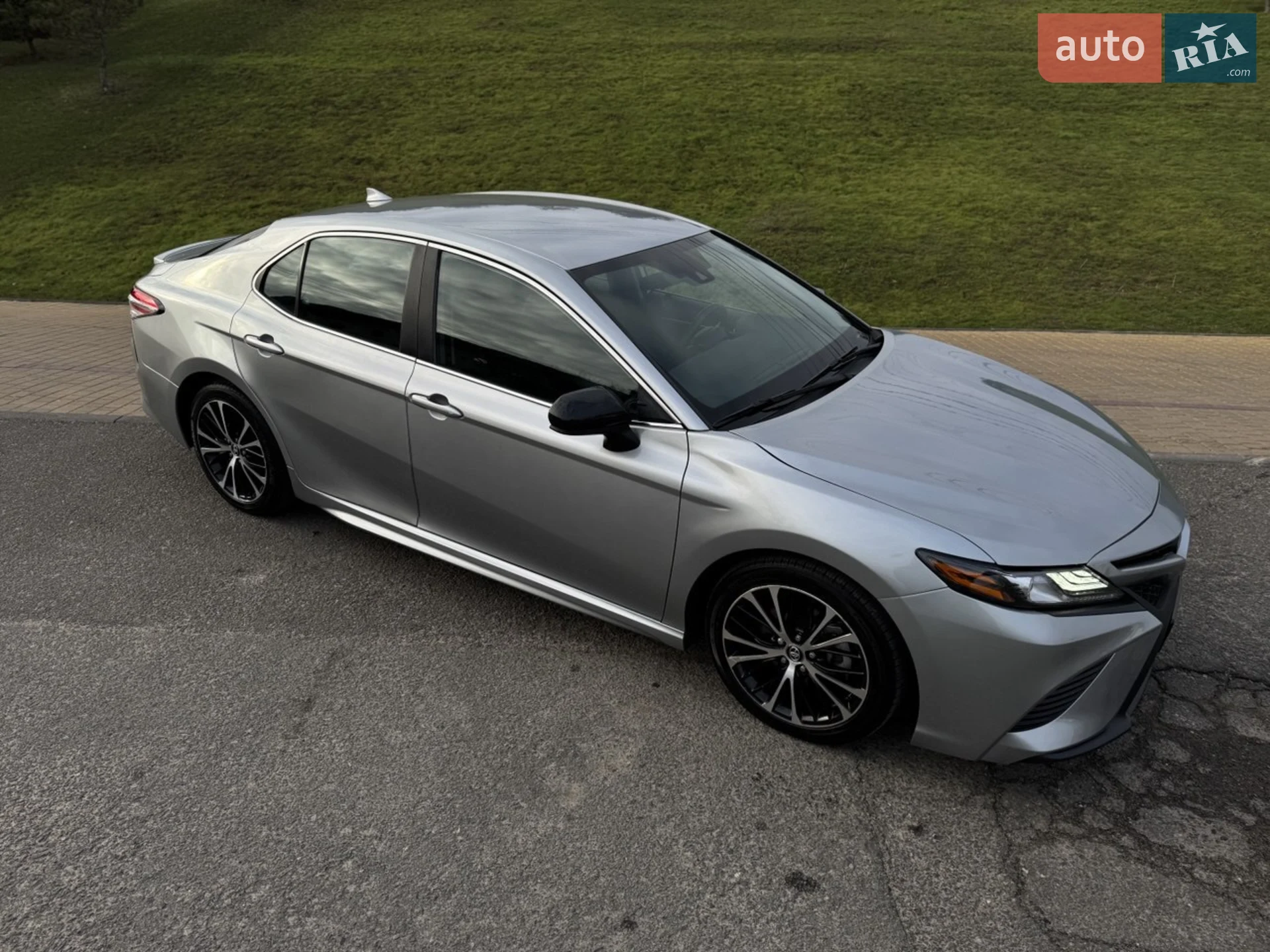 2020 Toyota Camry - мініатюра 15