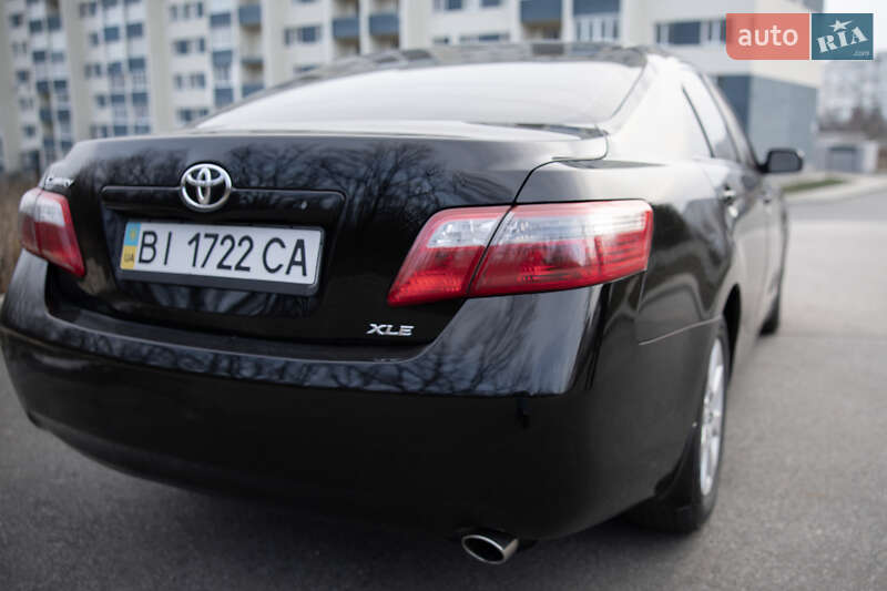 Седан Toyota Camry 2007 в Харькове