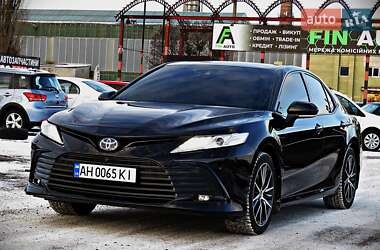 Седан Toyota Camry 2021 в Черкасах