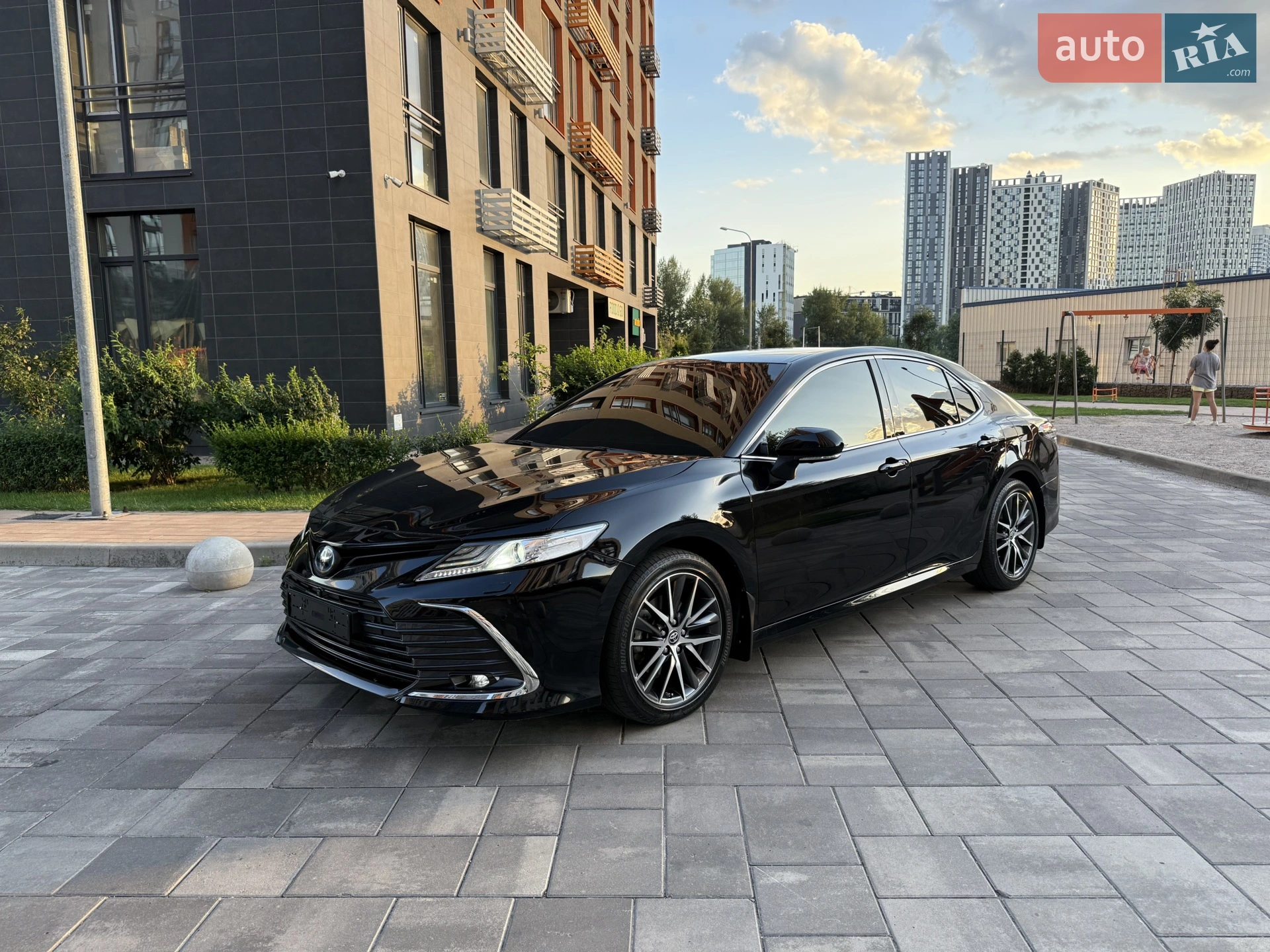 2021 Toyota Camry - мініатюра 4