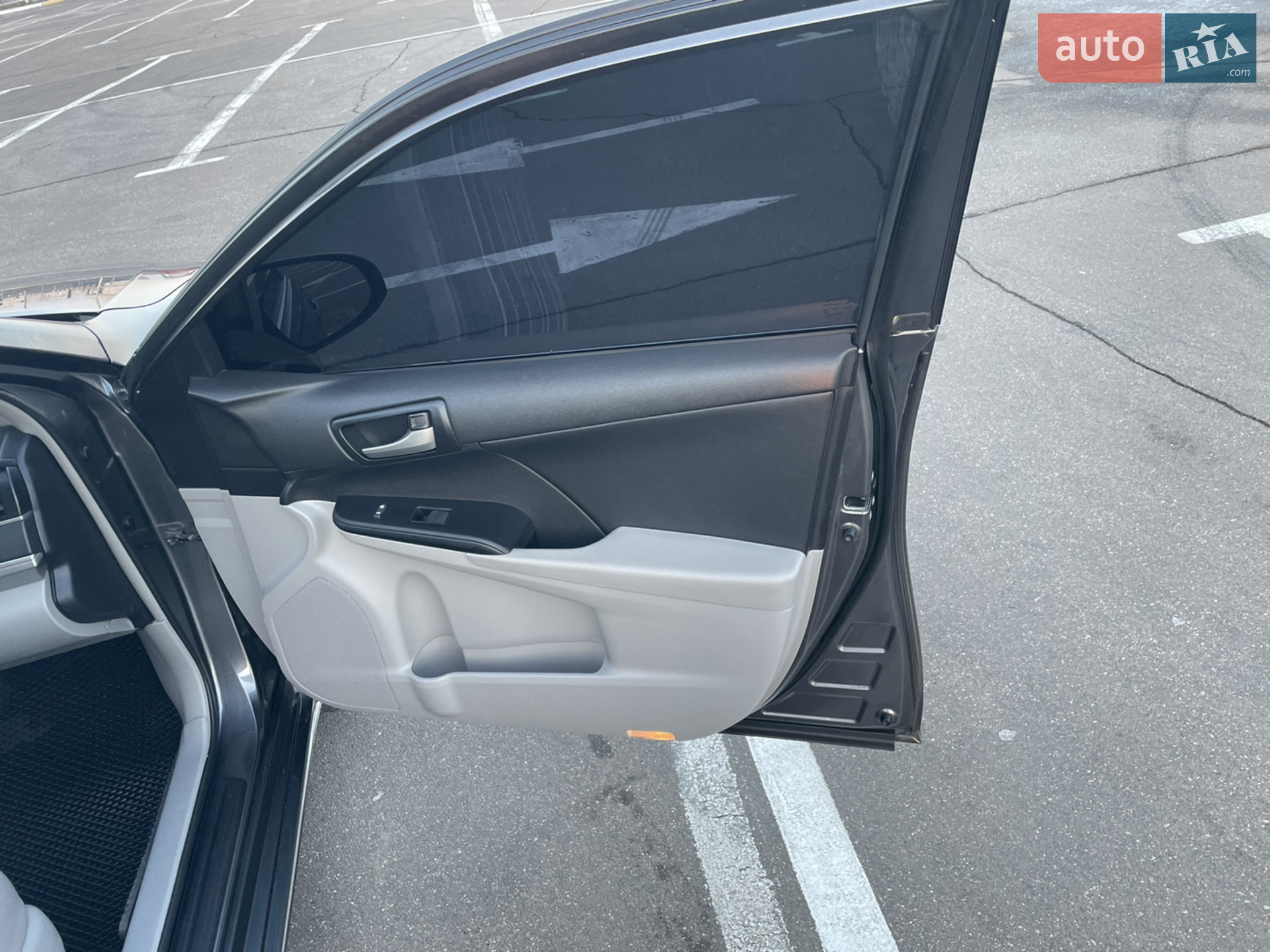 2013 Toyota Camry - мініатюра 13