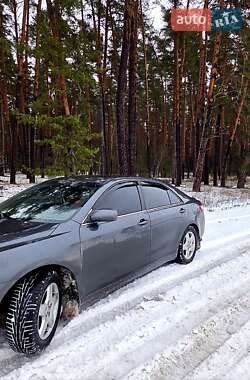 Седан Toyota Camry 2006 в Запорожье