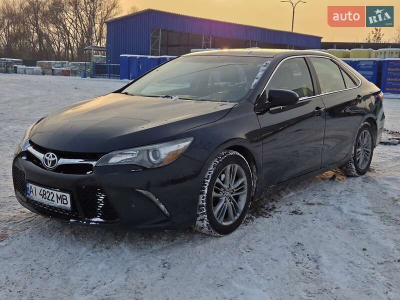 Toyota Camry 2015