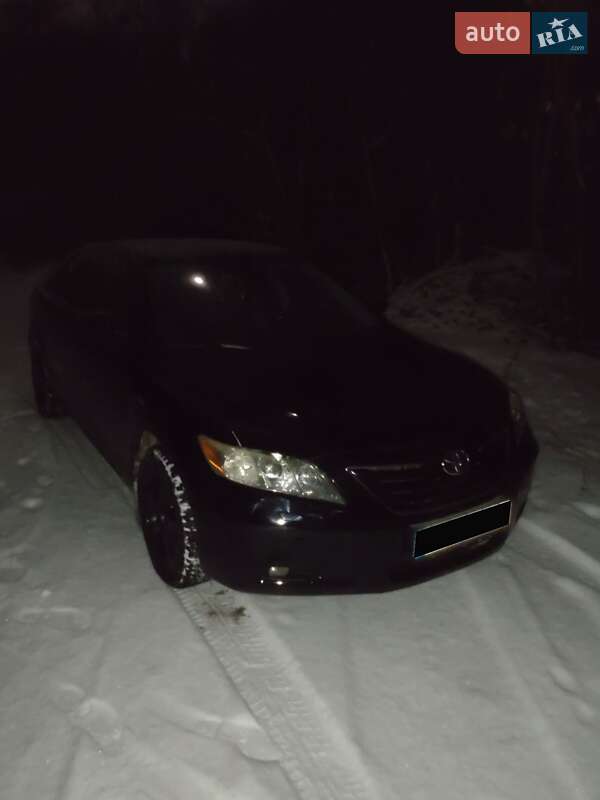 Седан Toyota Camry 2008 в Киеве