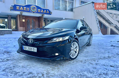 Седан Toyota Camry 2018 в Вінниці