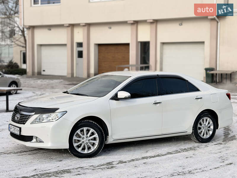 Седан Toyota Camry 2012 в Одессе