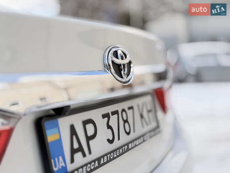 Седан Toyota Camry 2012 в Одессе