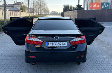 Седан Toyota Camry 2012 в Одесі