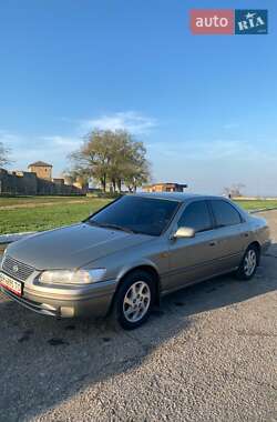 Седан Toyota Camry 1998 в Білгороді-Дністровському