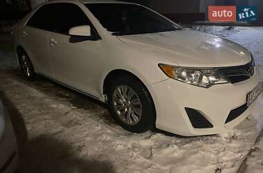 Седан Toyota Camry 2013 в Запоріжжі