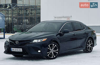 Седан Toyota Camry 2017 в Одесі