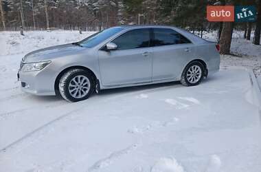 Седан Toyota Camry 2012 в Саврани