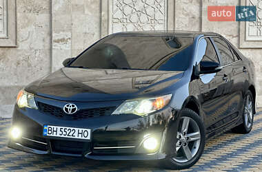 Седан Toyota Camry 2012 в Одессе