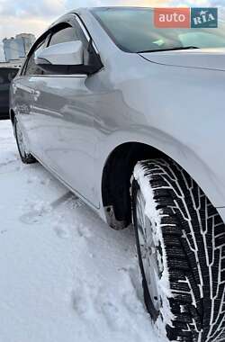 Седан Toyota Camry 2012 в Києві