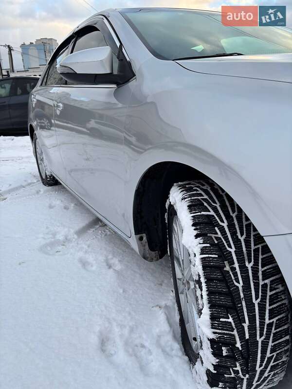 Седан Toyota Camry 2012 в Києві
