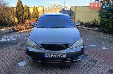 Седан Toyota Camry 2004 в Ивано-Франковске