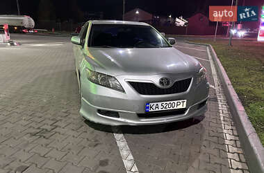 Седан Toyota Camry 2008 в Боярке
