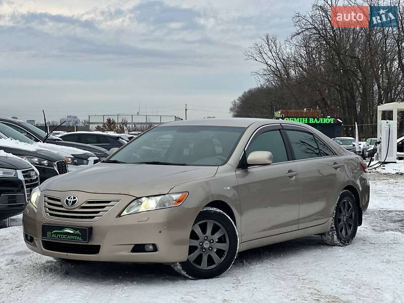 Toyota Camry 2007