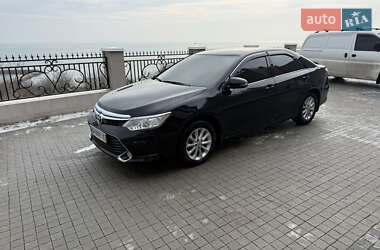 Седан Toyota Camry 2017 в Подольске
