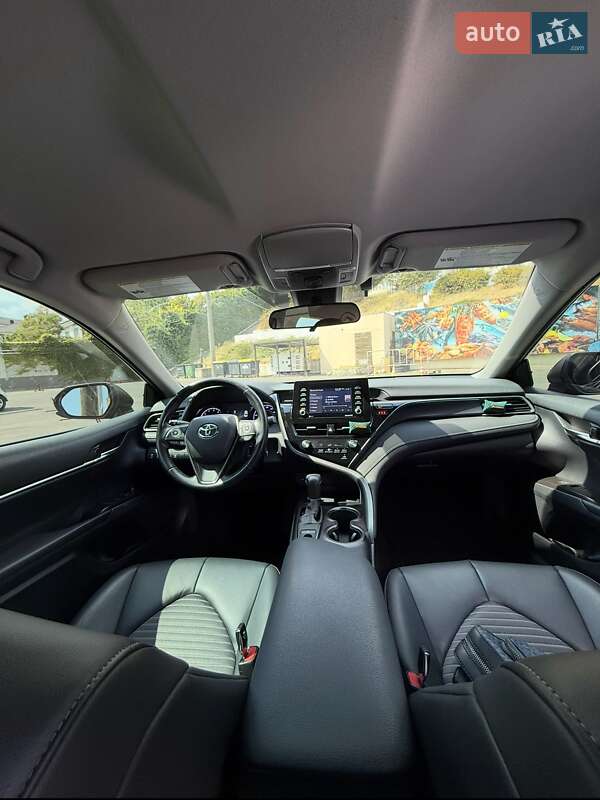 Седан Toyota Camry 2021 в Одессе