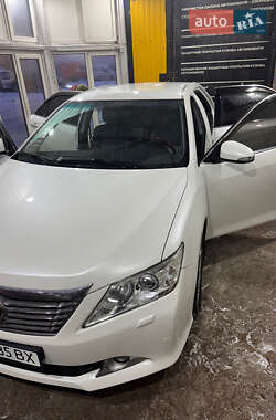 Седан Toyota Camry 2012 в Киеве
