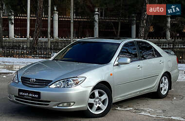 Седан Toyota Camry 2002 в Николаеве