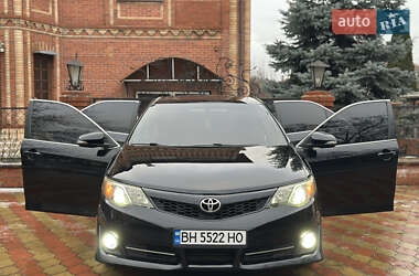 Седан Toyota Camry 2012 в Одессе