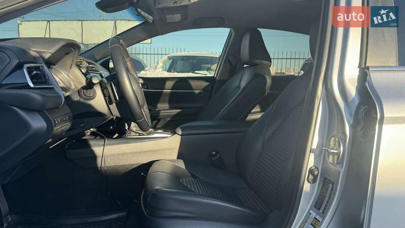 Седан Toyota Camry 2018 в Полтаве фото 6 Седан Toyota Camry 2018 в Полтаве
