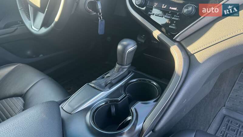 Седан Toyota Camry 2018 в Полтаве фото 16 Седан Toyota Camry 2018 в Полтаве