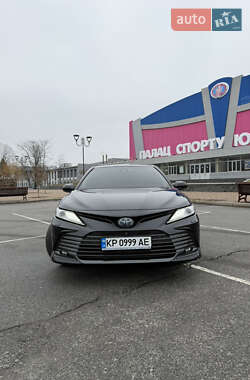 Седан Toyota Camry 2021 в Запорожье