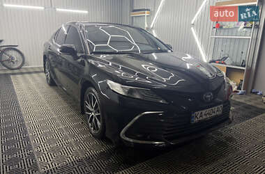 Седан Toyota Camry 2021 в Києві