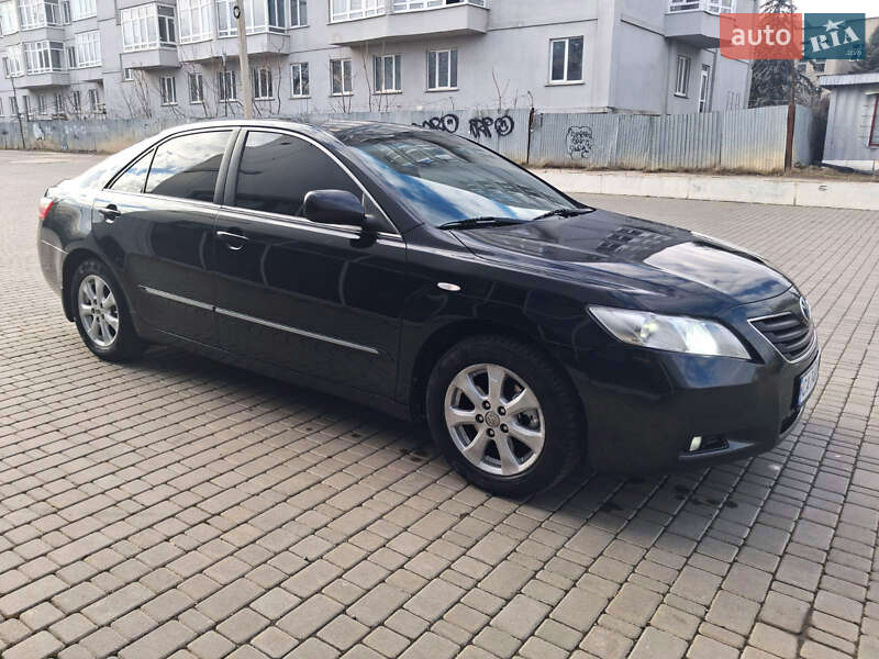 Седан Toyota Camry 2007 в Одессе
