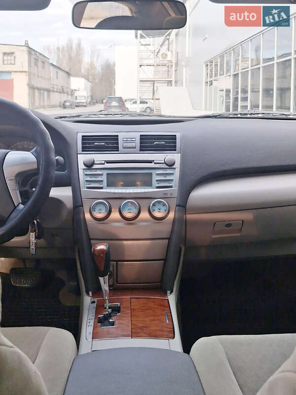 Седан Toyota Camry 2007 в Одессе