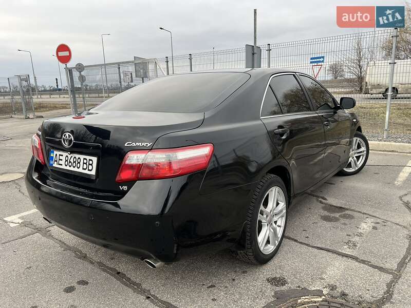 Седан Toyota Camry 2008 в Днепре