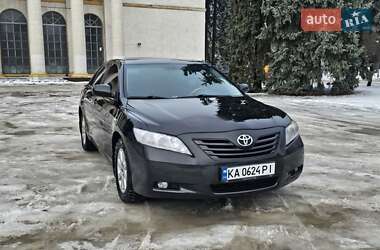 Седан Toyota Camry 2008 в Києві